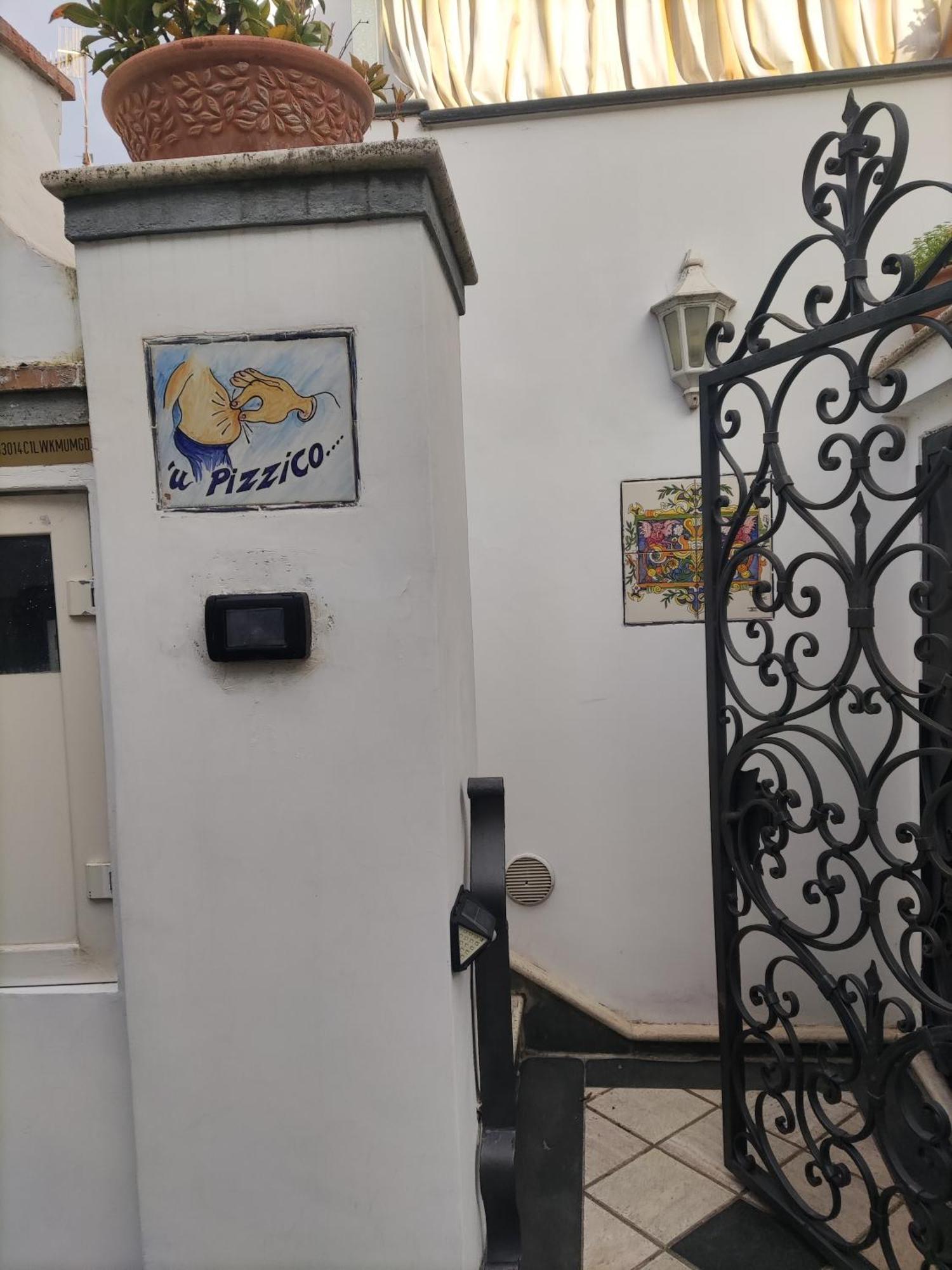 לינה וארוחת בוקר קאפרי U' Pizzico מראה חיצוני תמונה